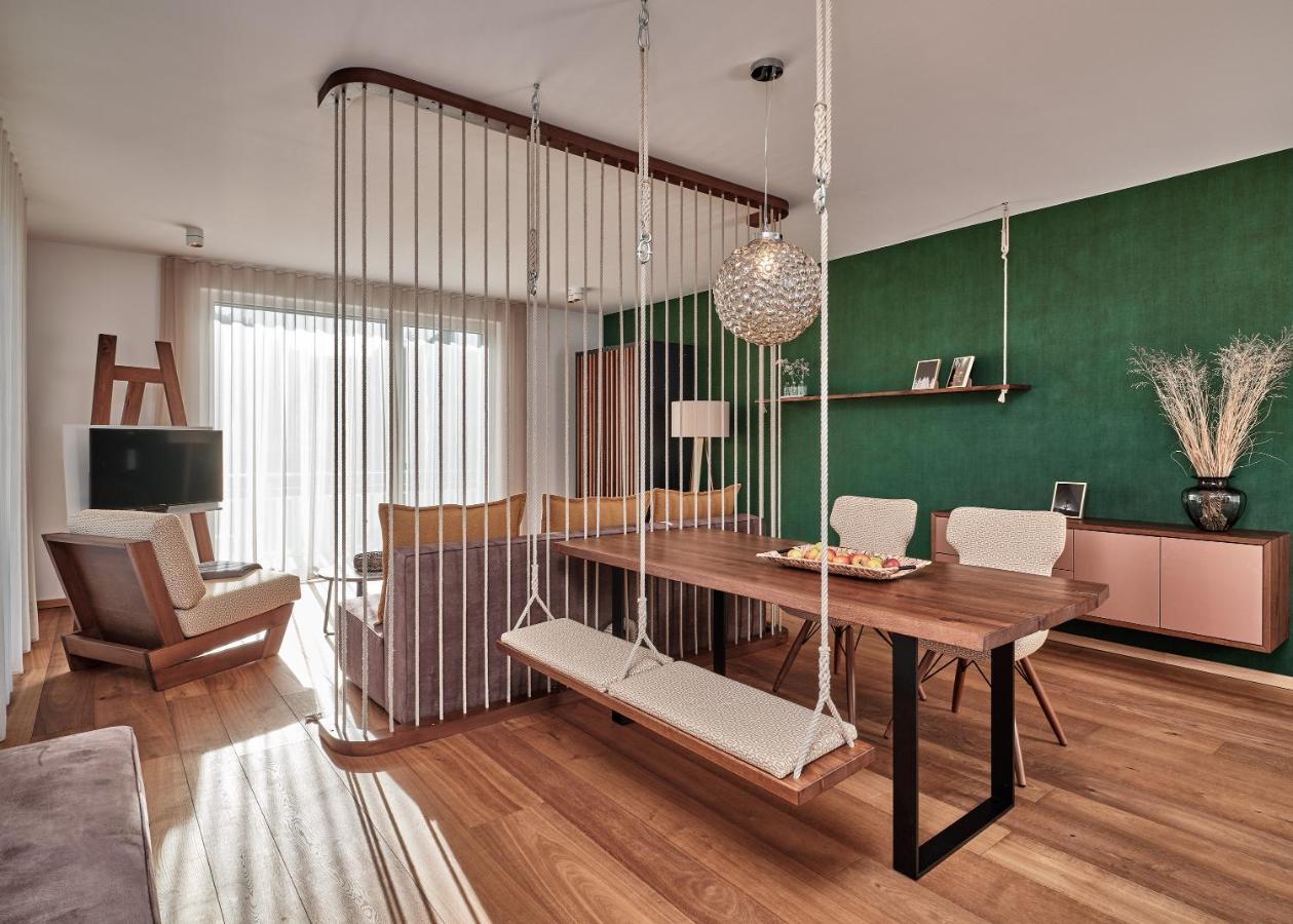 Waldfunkeln Lodge 欣特察尔滕 外观 照片