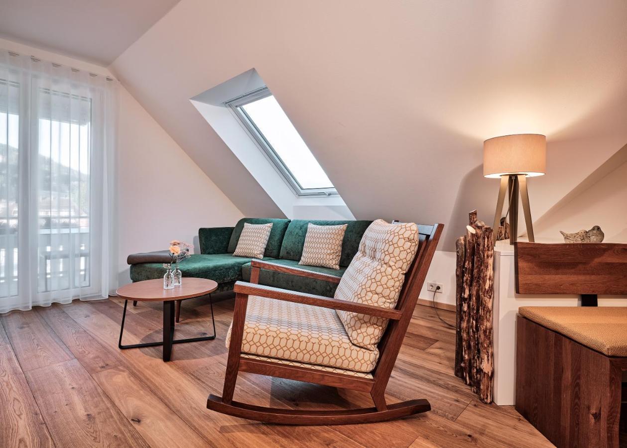 Waldfunkeln Lodge 欣特察尔滕 外观 照片